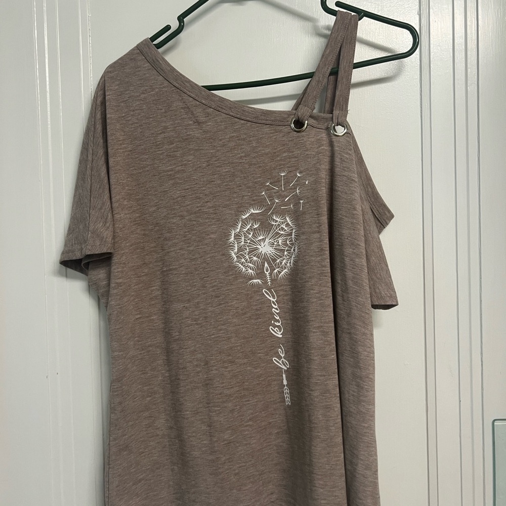Women’s top Tan Asymmetrical Cut Out Short Sleeve Cold shoulder Be Kind SZ L